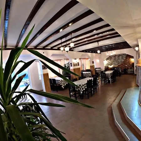 Garant Hotel 2*